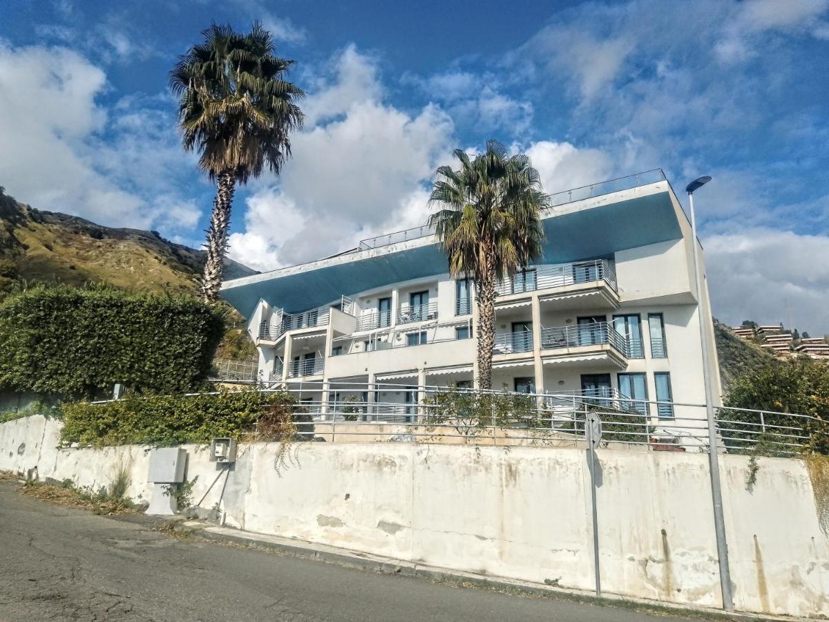 Lube Beach Home Letojanni Dış mekan fotoğraf